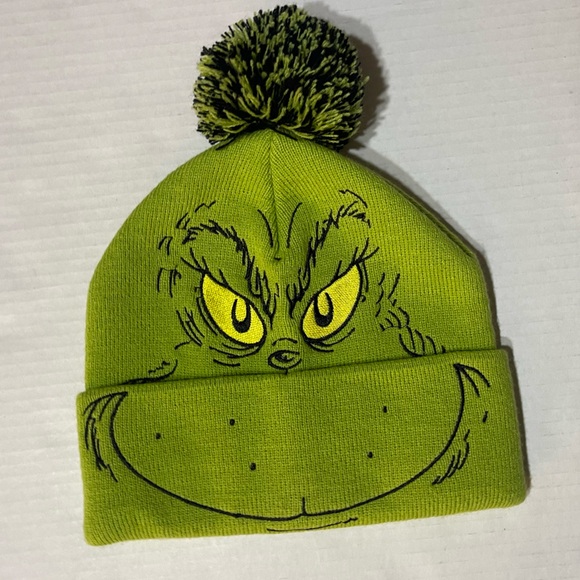 Other - Green Grinch Kids Beanie NWOT Christmas Holidays Wan Cozy Festive